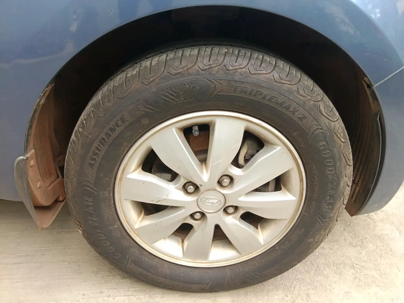 2012 Hyundai i20 SPORTZ 1.2, Petrol, Manual, 33,476 km, tyre