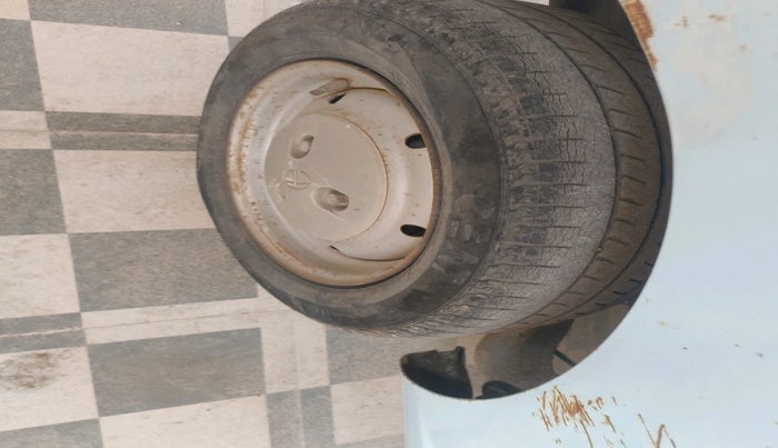 2011 Tata Nano CX, Petrol, Manual, 1,19,603 km, tyre