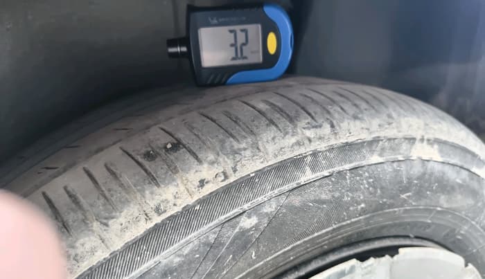2019 Maruti IGNIS DELTA 1.2, Petrol, Manual, 69,800 km, tyre