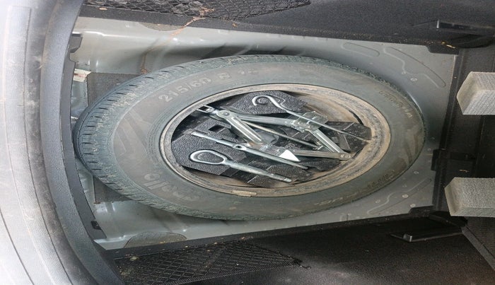 2022 MG ASTOR SHARP EX 1.5 MT, Petrol, Manual, 58,054 km, tyre