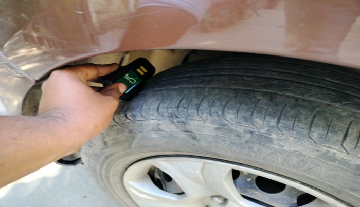 2017 Ford Ecosport AMBIENTE 1.5L DIESEL, Diesel, Manual, 1,35,680 km, tyre