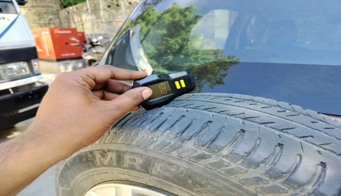 2017 Ford Ecosport AMBIENTE 1.5L DIESEL, Diesel, Manual, 1,35,680 km, tyre