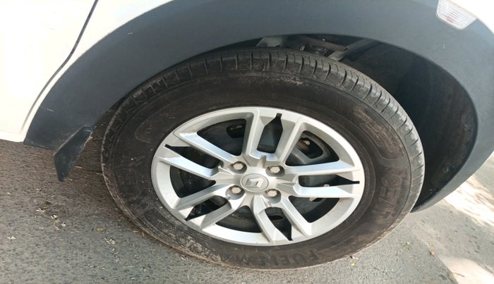 2025 Renault TRIBER RXL MT, Petrol, Manual, 1,150 km, tyre