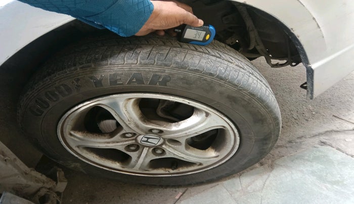 2012 Honda Civic 1.8L I-VTEC S MT, Petrol, Manual, 75,249 km, tyre