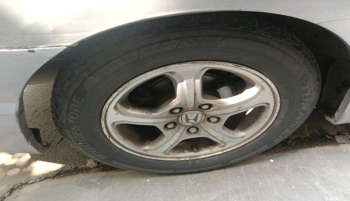 2012 Honda Civic 1.8L I-VTEC S MT, Petrol, Manual, 75,249 km, tyre