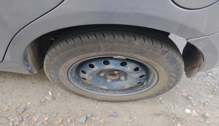 2014 Maruti Swift VDI, Diesel, Manual, 75,081 km, tyre