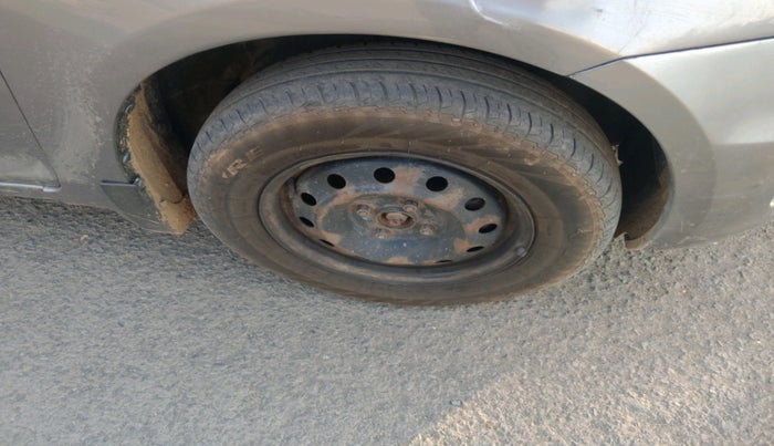 2014 Maruti Swift VDI, Diesel, Manual, 75,081 km, tyre