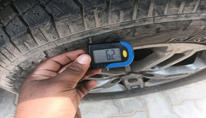 2022 Mahindra Thar LX HT PETROL 4WD MT, Petrol, Manual, 40,813 km, tyre