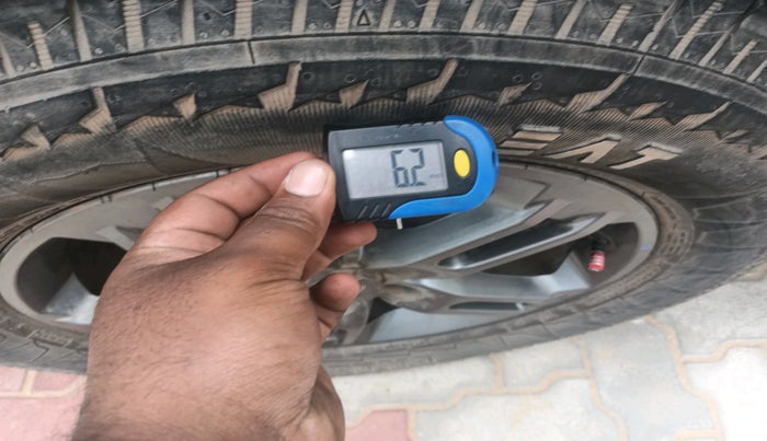 2022 Mahindra Thar LX HT PETROL 4WD MT, Petrol, Manual, 40,813 km, tyre