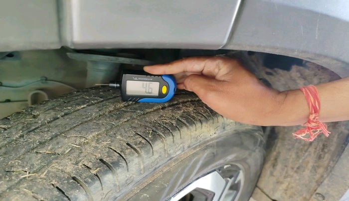 2023 Maruti BREZZA LXI S- CNG, CNG, Manual, 81,017 km, tyre