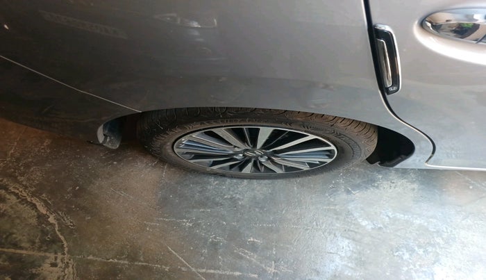 2025 Honda Amaze ZX 1.2 Petrol CVT, Petrol, Automatic, 8,847 km, tyre