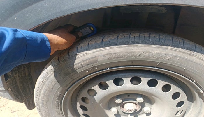 2024 Tata NEXON Pure S 1.2 Revotron 6AMT, Petrol, Automatic, 12,931 km, tyre