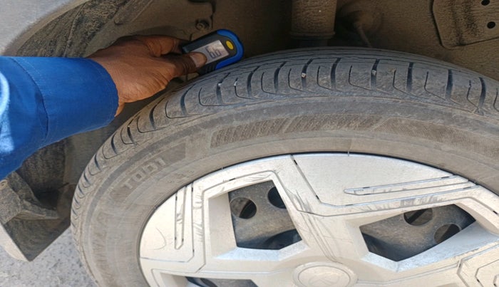 2024 Tata NEXON Pure S 1.2 Revotron 6AMT, Petrol, Automatic, 12,931 km, tyre