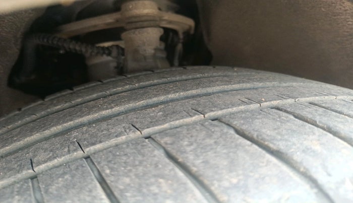 2014 Audi Q7 35 TDI PREMIUM, Diesel, Automatic, 1,12,027 km, tyre