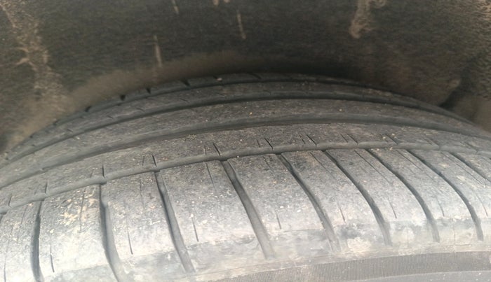 2014 Audi Q7 35 TDI PREMIUM, Diesel, Automatic, 1,12,027 km, tyre