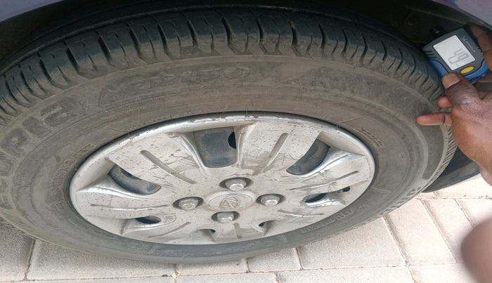 2009 Hyundai i10 SPORTZ 1.2 AT, Petrol, Automatic, 92,070 km, tyre