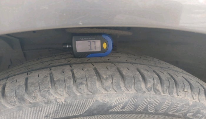 2018 Maruti Ciaz ZETA 1.4  MT PETROL, CNG, Manual, 61,784 km, tyre