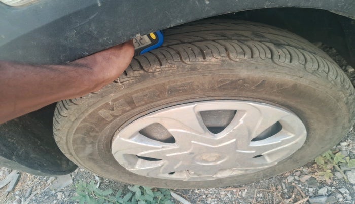 2018 Renault Kwid RXL, Petrol, Manual, 1,25,926 km, tyre