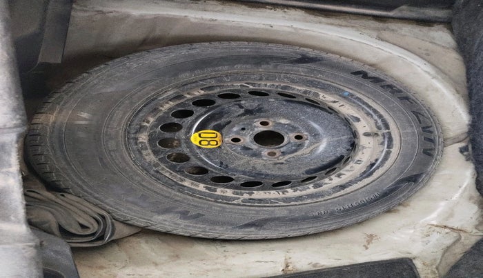 2017 Maruti Baleno ALPHA DIESEL 1.3, Diesel, Manual, 85,639 km, tyre