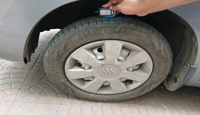 2013 Maruti Wagon R 1.0 LXI CNG, CNG, Manual, 50,062 km, tyre