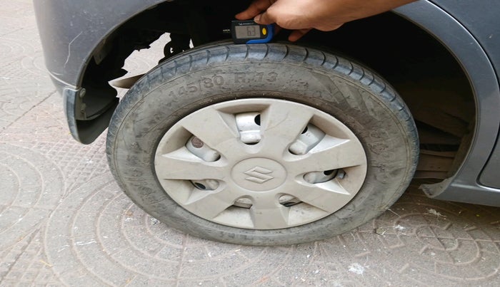 2013 Maruti Wagon R 1.0 LXI CNG, CNG, Manual, 50,062 km, tyre