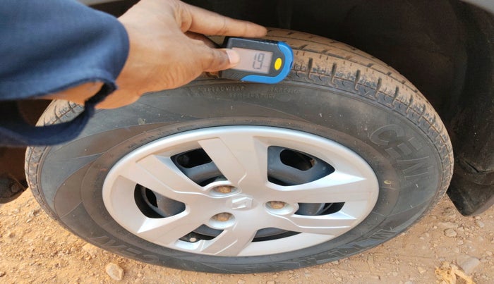 2016 Renault Kwid RXT 0.8, Petrol, Manual, 28,202 km, tyre