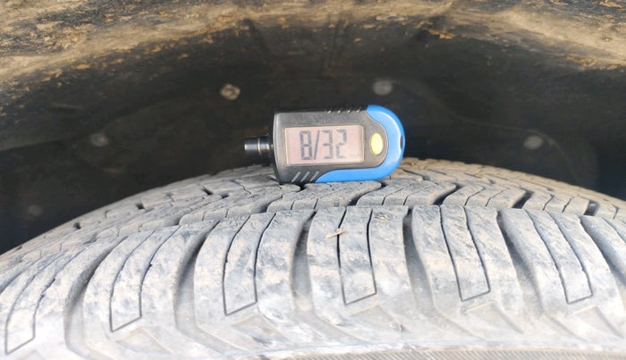 2022 MG GLOSTER SAVVY 7 STR 2.0 TWIN TURBO 4WD, Diesel, Automatic, 1,18,085 km, tyre