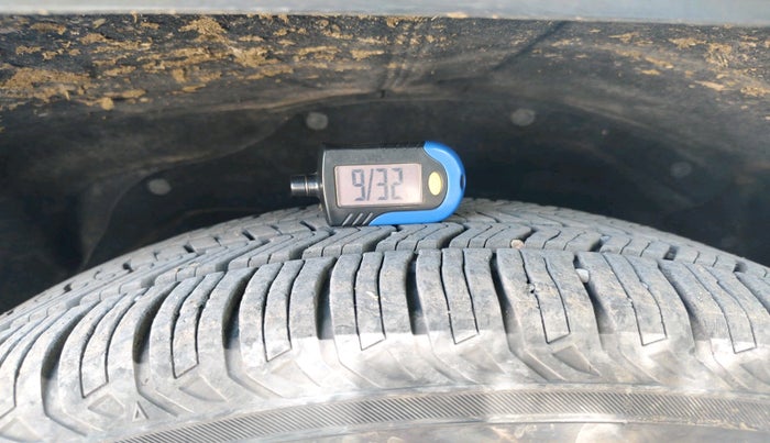 2022 MG GLOSTER SAVVY 7 STR 2.0 TWIN TURBO 4WD, Diesel, Automatic, 1,18,085 km, tyre