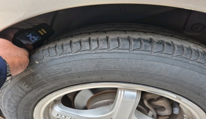 2013 Hyundai Verna FLUIDIC 1.6 VTVT EX, Petrol, Manual, 44,745 km, tyre