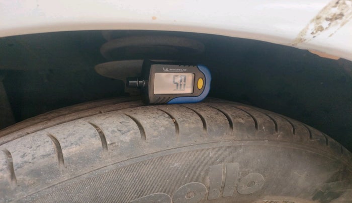 2015 Chevrolet Sail UVA 1.3 LS, Diesel, Manual, 1,85,988 km, tyre