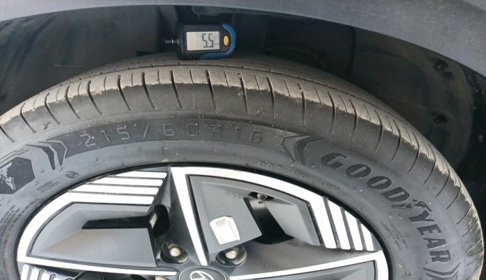 2023 Tata NEXON CREATIVE + SUNROOF 1.2 PETROL, Petrol, Manual, 40,926 km, tyre