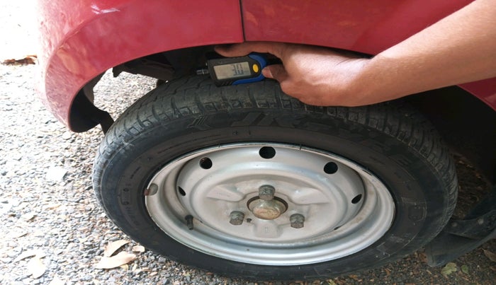 2015 Tata Nano TWIST XTA, Petrol, Automatic, 22,137 km, tyre