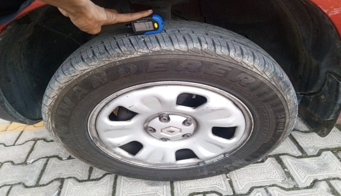 2013 Renault Duster 85 PS RXE DIESEL, Diesel, Manual, 14,699 km, tyre