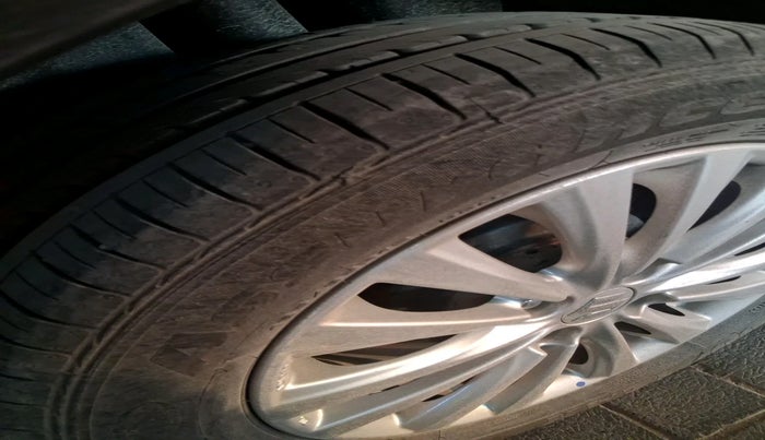 2023 Maruti Ciaz ZETA 1.5 SHVS MT PETROL, Petrol, Manual, 17,315 km, tyre