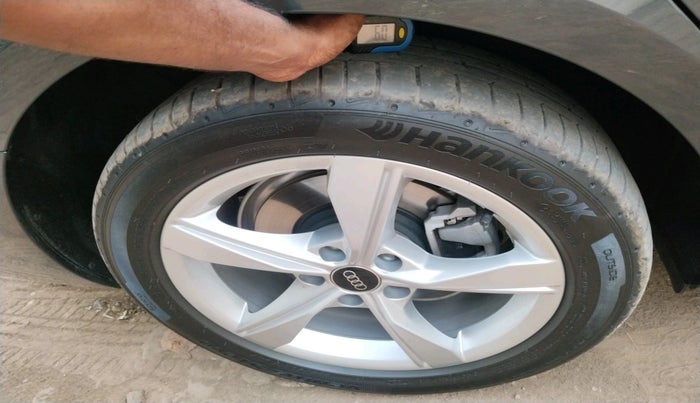 2024 Audi A4 40 TFSI Premium, Petrol, Automatic, 12,715 km, tyre