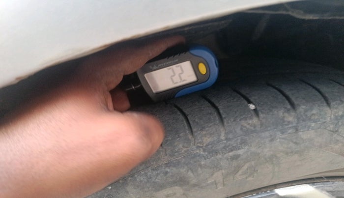 2016 Mahindra Verito 1.5 D4, Diesel, Manual, 1,23,456 km, tyre