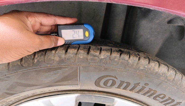 2015 Maruti Ciaz VXI+, Petrol, Manual, 90,036 km, tyre