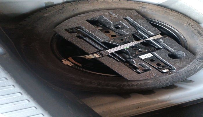 2022 Skoda KUSHAQ AMBITION 1.0L TSI MT, Petrol, Manual, 40,019 km, tyre