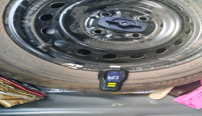 2023 Maruti Celerio ZXI AMT, Petrol, Automatic, 17,903 km, tyre