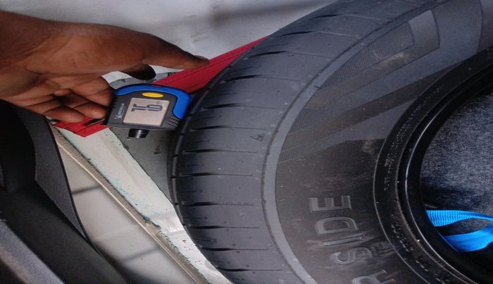 2023 Hyundai Creta SX IVT 1.5 PETROL, Petrol, Automatic, 59,946 km, tyre