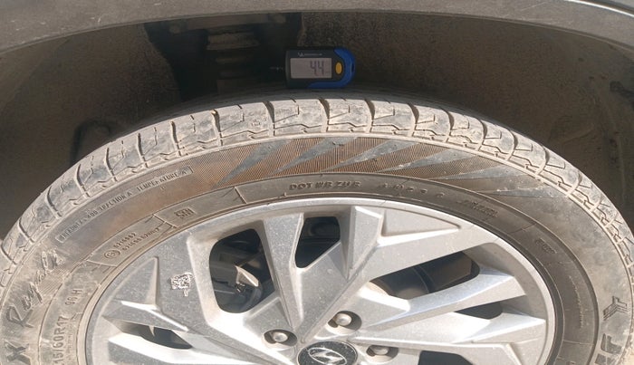 2023 Hyundai Creta SX IVT 1.5 PETROL, Petrol, Automatic, 59,946 km, tyre