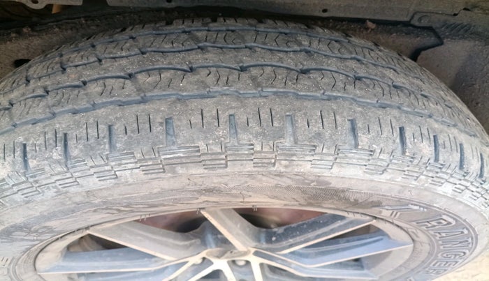 2020 Mahindra Scorpio S5, Diesel, Manual, 1,20,709 km, tyre