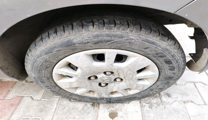 2013 Hyundai i20 MAGNA 1.4 CRDI, Diesel, Manual, 1,25,309 km, tyre