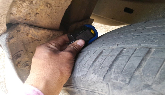 2012 Toyota Fortuner 3.0 4X4 MT, Diesel, Manual, 1,33,635 km, tyre