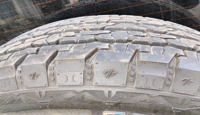 2023 Mahindra Thar LX HARD TOP 4WD MT, Diesel, Manual, 48,684 km, tyre