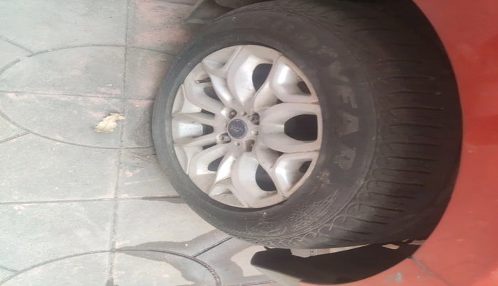 2015 Ford Ecosport TITANIUM 1.5L PETROL AT, Petrol, Automatic, 78,500 km, tyre