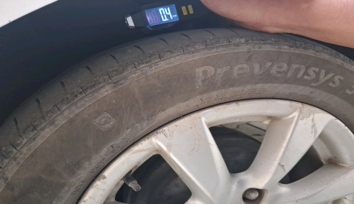 2012 Nissan Sunny XV PETROL, CNG, Manual, 1,19,968 km, tyre