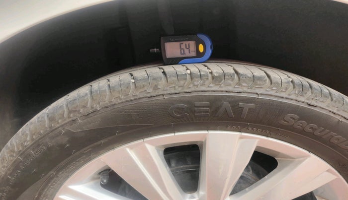 2025 Volkswagen VIRTUS HIGHLINE TSI 1.0 AT, Petrol, Automatic, 7,541 km, tyre