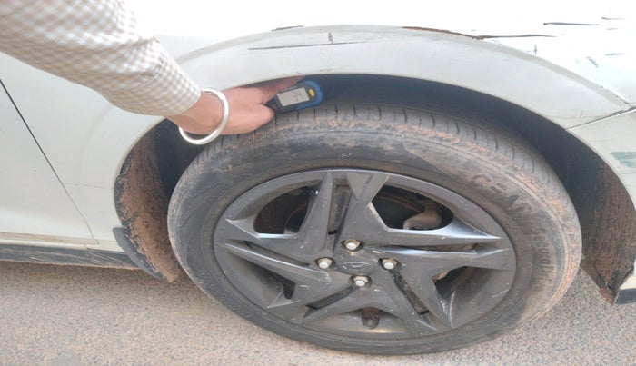 2023 Hyundai NEW I20 SPORTZ 1.2 MT, Petrol, Manual, 30,047 km, tyre