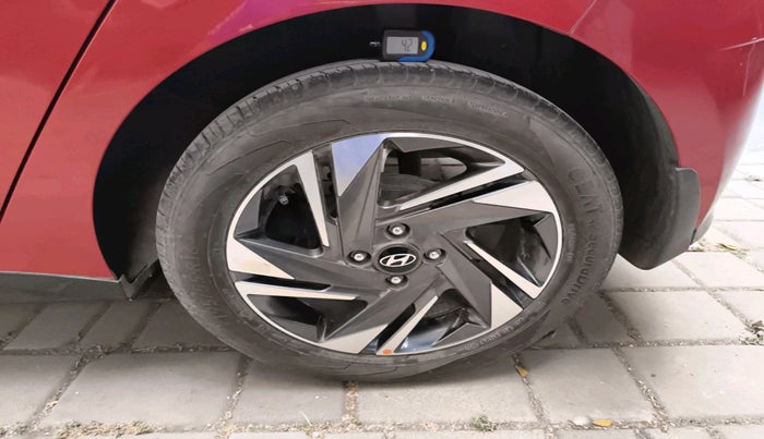 2022 Hyundai NEW I20 ASTA (O) 1.2 MT, Petrol, Manual, 14,807 km, tyre